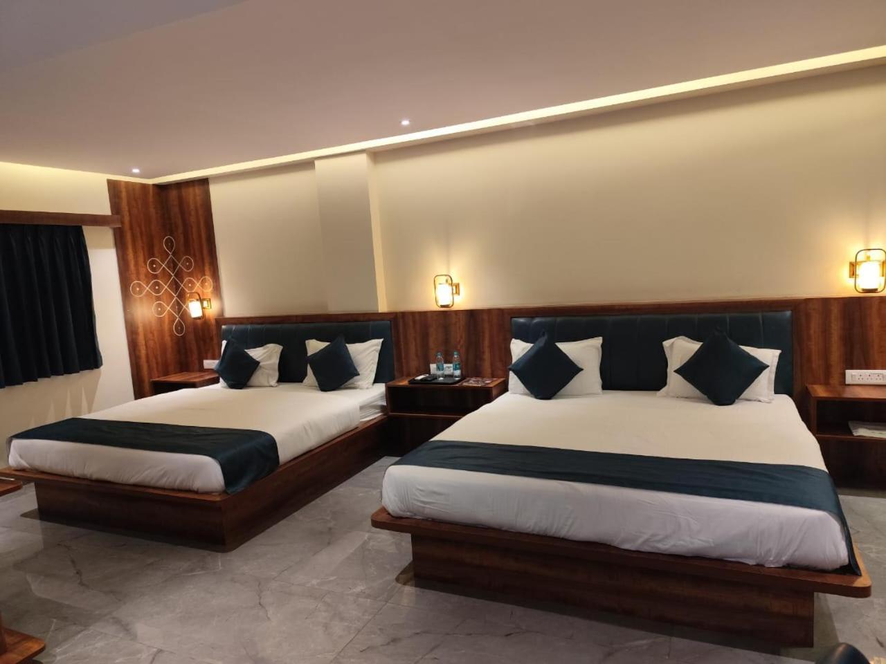 Hotel Aasare Inn Bangalore Esterno foto